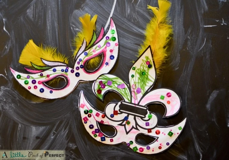 Mardi Gras Masks-Kids Activity (Free Printable)
