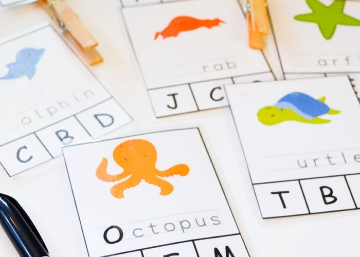 Ocean Animal Free Printable Clip Cards for First Letter Recognition and Writing (preschool, kindergarten, summer, language arts)
