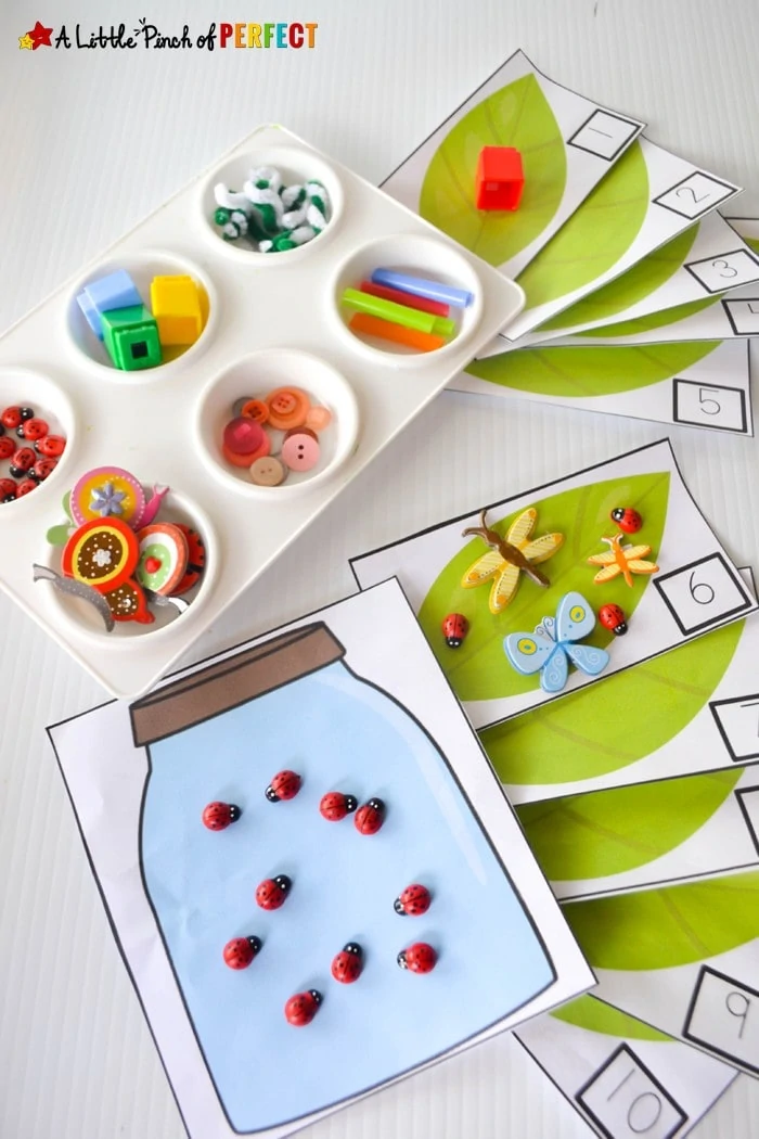 Catch a Bug Math Activity and Free Printable: The printable includes numbers 1-20, several different bug jars, a 10-frames chart, and was designed so you can adapt it to suit your child's needs. (Spring, counting, addition, preschool, kindergarten)
