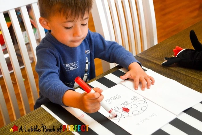 Color the Bug Free Printable Emergent Reader Book: Kids can color butterflies, bees, spiders… while learning to read colors and sight words. Comes in three versions (reading, pre-writing, coloring page, spring, preschool)