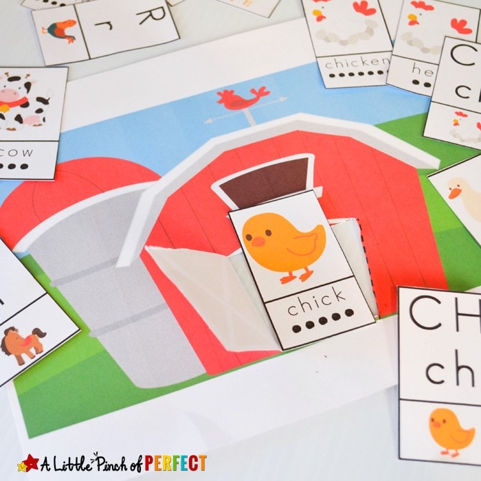 Peek a Boo Farm Animal Activity and Free Printable: Kids can learn Letters, Phonics and Reading (spring, language arts, preschool, kindergarten)