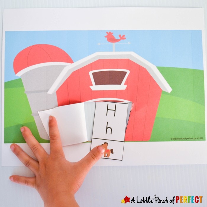 Peek a Boo Farm Animal Activity and Free Printable: Kids can learn Letters, Phonics and Reading by guessing and seeing who or what letter is in the barn (spring, language arts, preschool, kindergarten)
