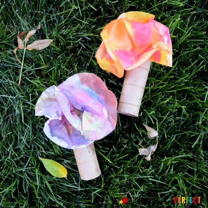 Colorful Fall Tree Coffee Filter Craft for Kids: Easy to make to decorate for fall or to make while learning about trees (preschool, kindergarten, autumn)