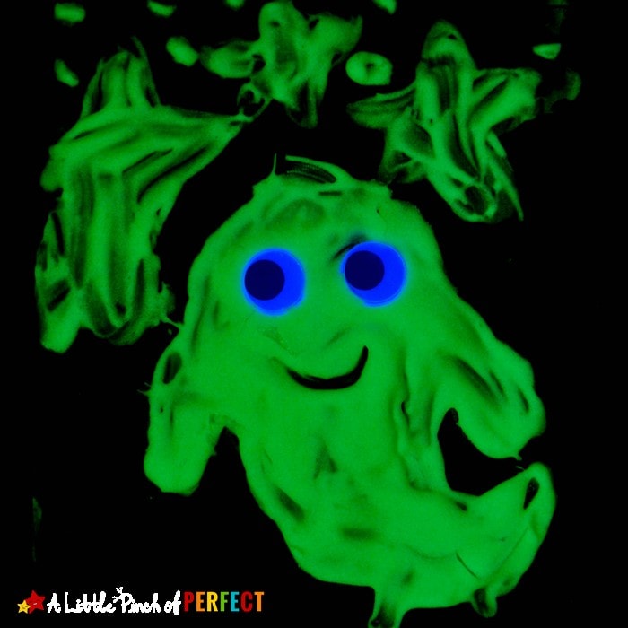 Glow in the Dark Puffy Paint Ghost Craft and Template
