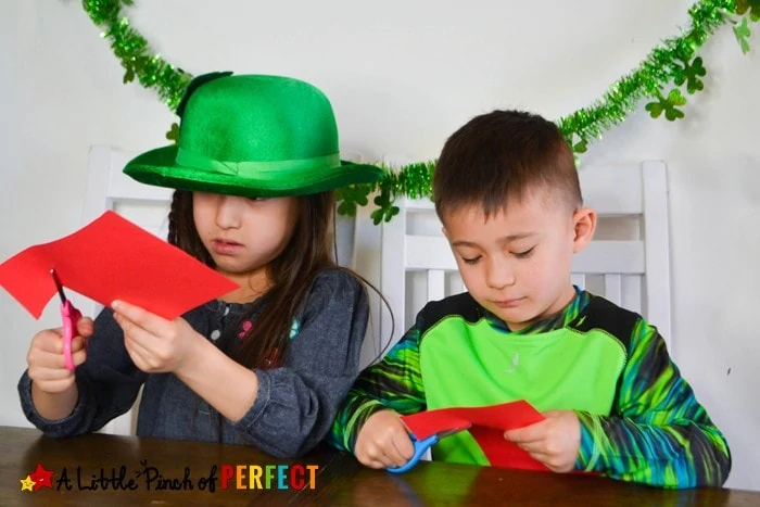 Leprechaun Beard Craft and Free Template for St Patrick's Day: There are 3 types of beards to choose from. Just print them out on colored paper or on white paper and let kids decorate their beard. (#kidscraft #stpatricksday #leprechaun)