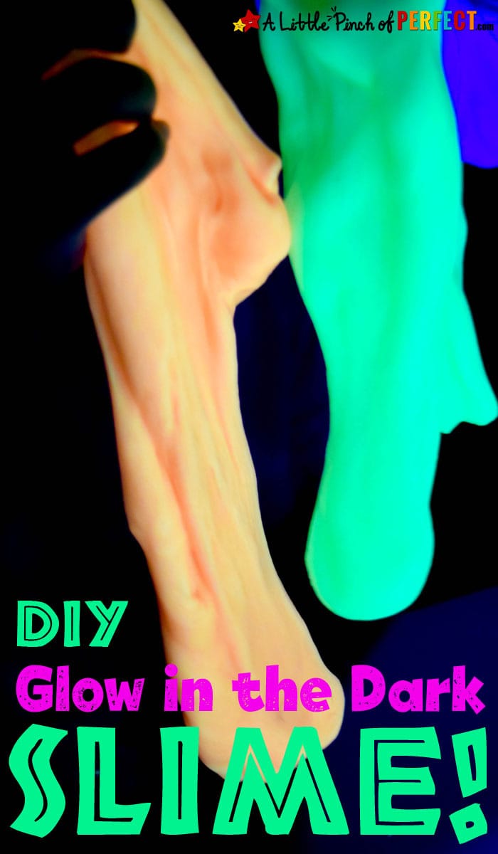 How to make Glow in the Dark Slime We love this recipe because the slime glows without a black light, doesn't require us to make a borax solution, and is super fun to play with! (#slime #sensoryplay #kidsactivity #halloween)