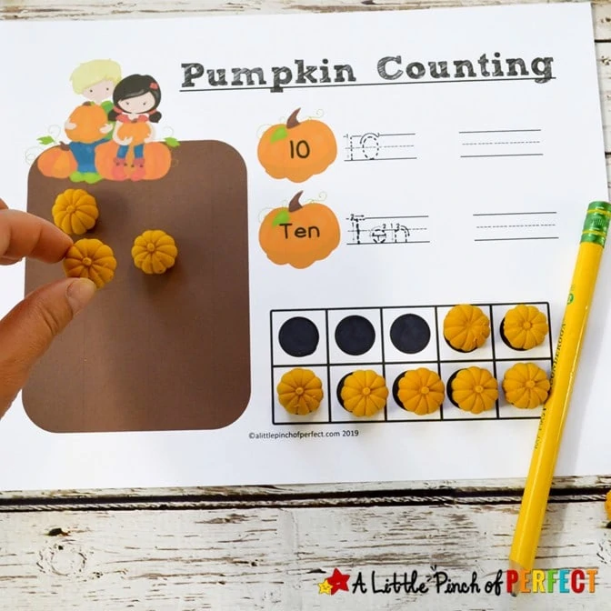 Free Printable Pumpkin Math Number Mats Kids Activity (#Math #Preschool #kindergarten #kidsactivity)
