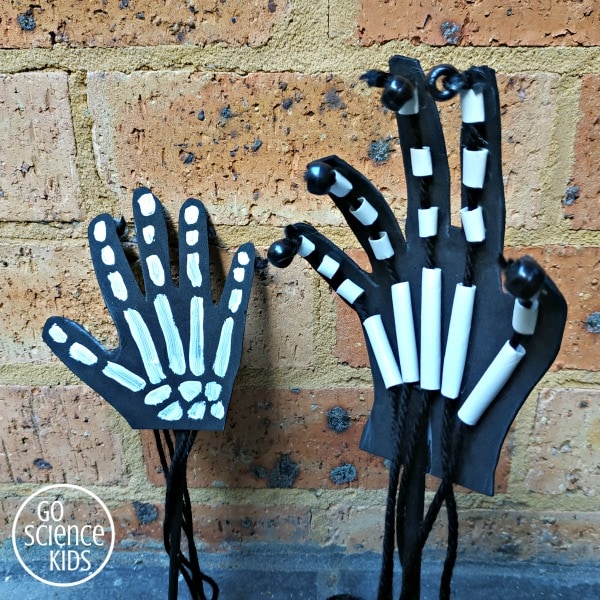 How to make a skeleton hand
