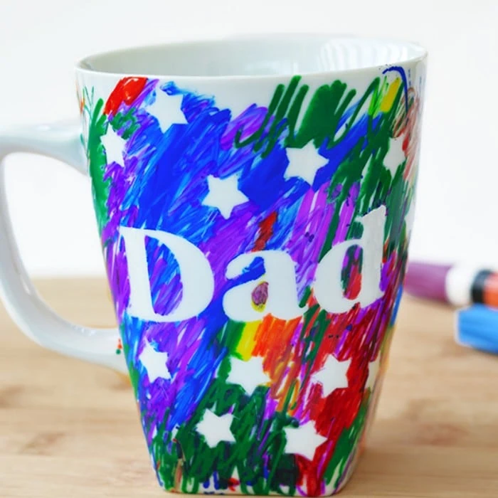 DIY Colored Mug Fathers Day  Gift for Kids to Make #fathersday #diy #kidscraft