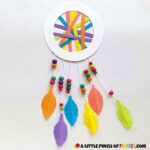 Dream Catcher Craft for Kids with a FREE Template and Directions #kidscrafts #kidsactivities