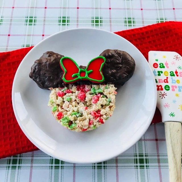 Mickey Mouse and Minnie Mouse Disney Inspired Christmas Rice Krispie Treats: DIY Holiday Desserts