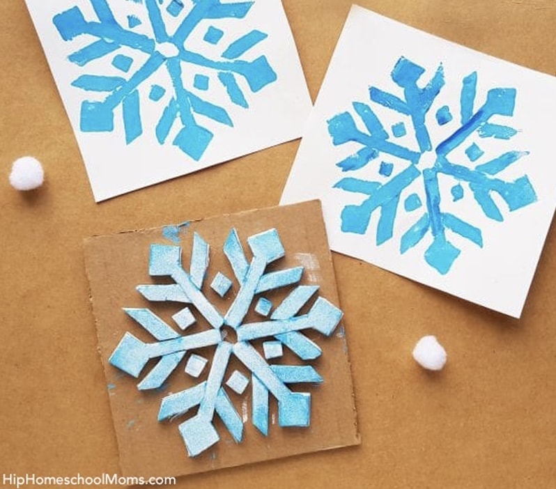 DIY Snowflake Stamp for Kids Art #kidsactivity #wintercraft