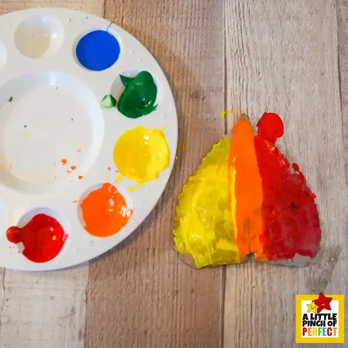 Painted leaf to make a turkey craft