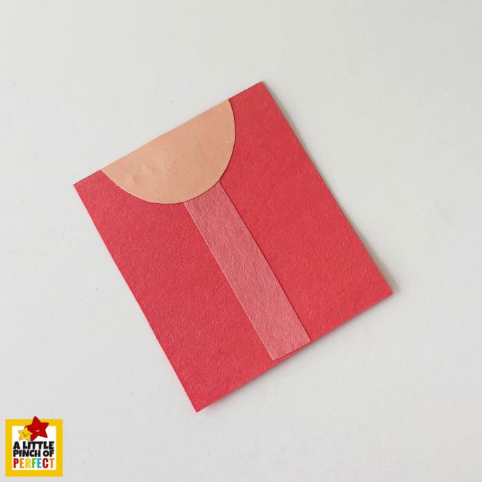 To make this craft even more special, kids can create a one-of-a-kind necklace to attach to the card! Simply string beads, buttons, or even colorful pasta onto a piece of thread or yarn to design a mini necklace that&rsquo;s as unique as Mom.