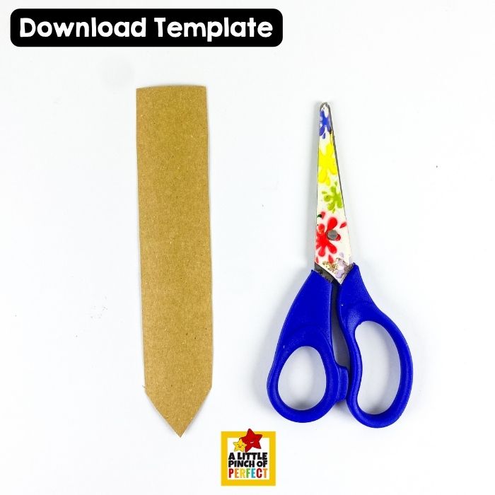 Yarn Wrapped Pencil Craft for Kids &ndash; Cut out the free printable pencil template to get started with this easy back-to-school craft that helps build fine motor skills.